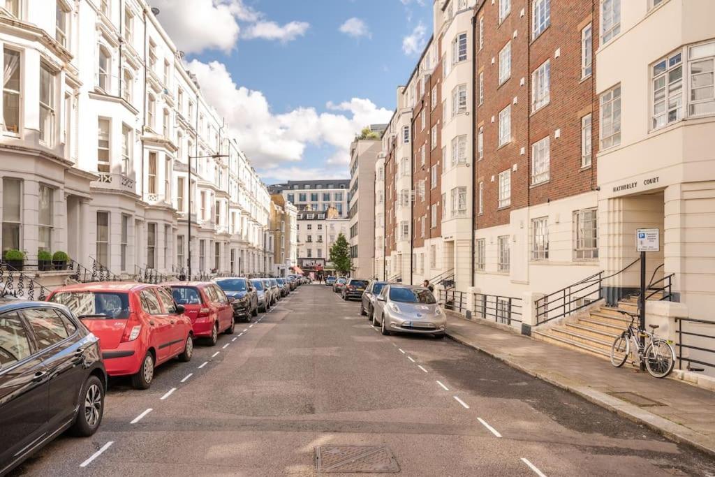 Stylish 2 Bedroom In Central Appartamento